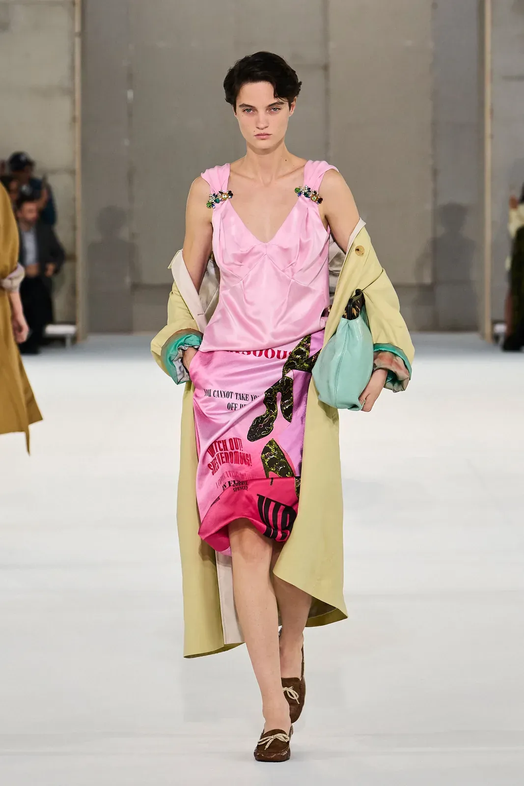 metal-dries-van-noten-ss27-12