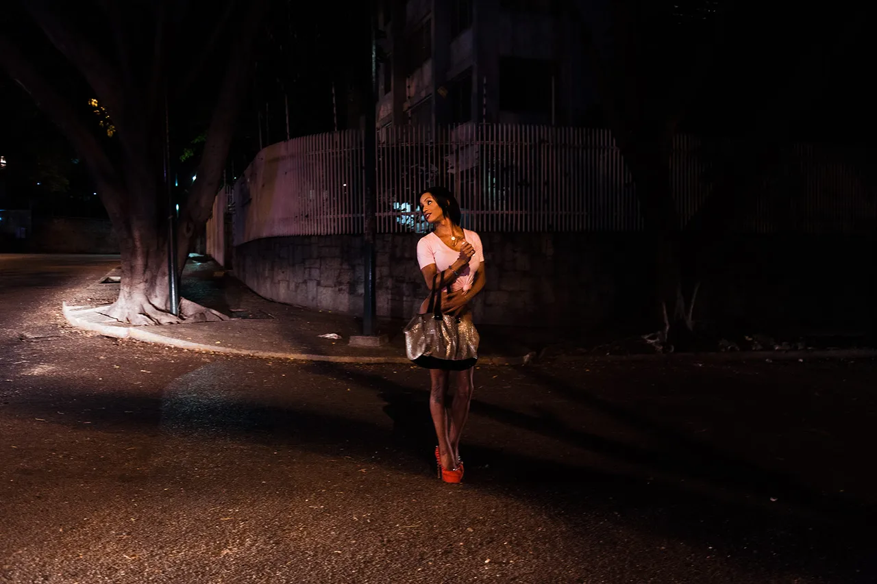 Adriana Loureiro Metalmagazine 15