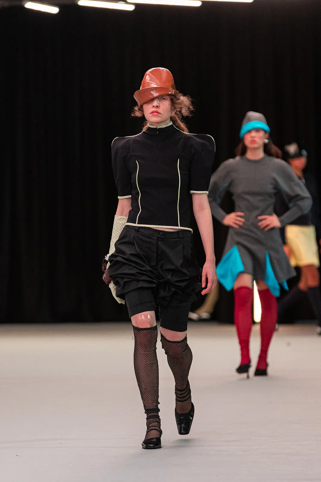 2025_DM_DEFILE-Catwalk_coll-JulieJachertz_2
