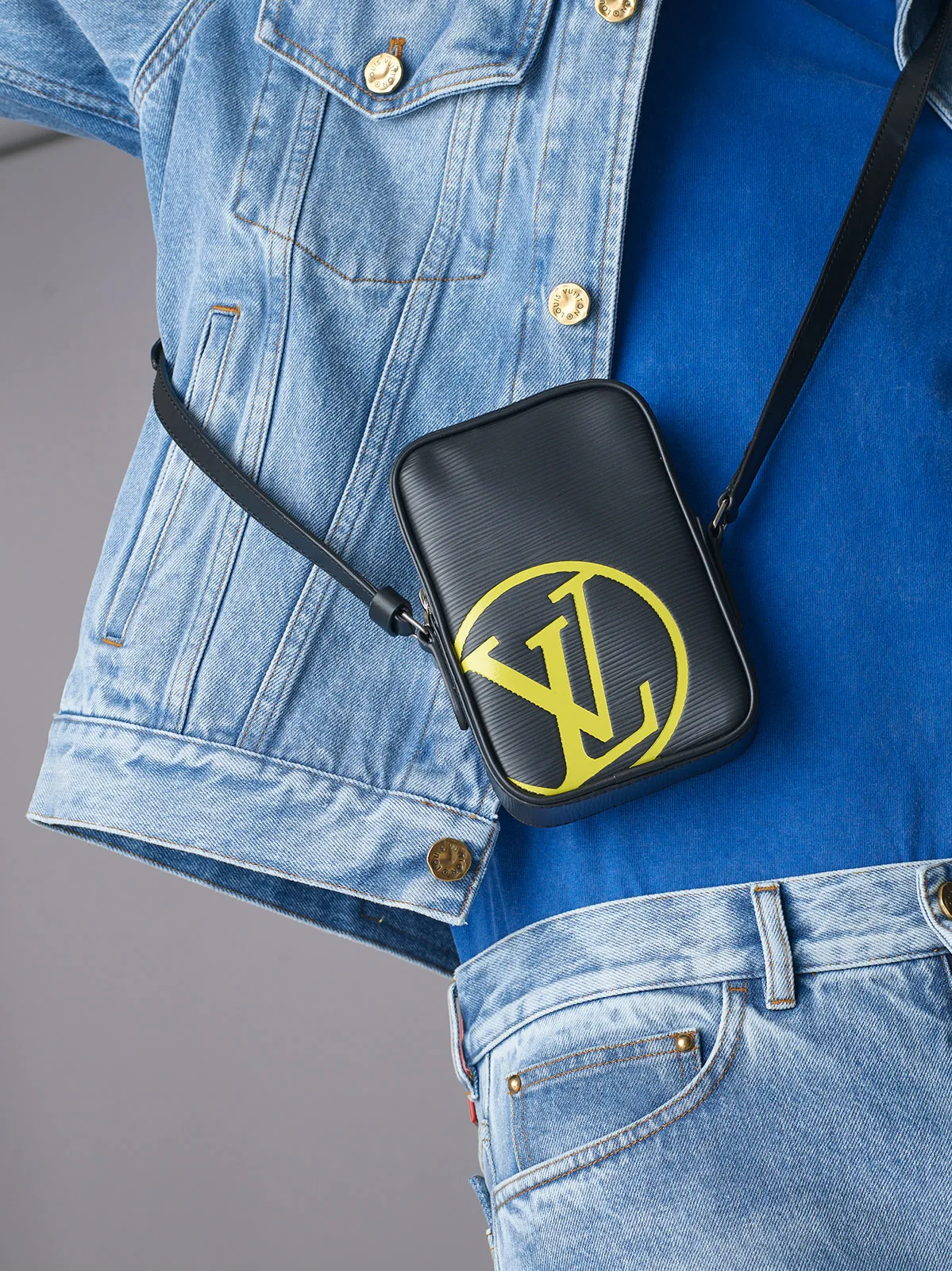 Louis Vuitton Epi Initials Epi Patchwork Metalmagazine 1