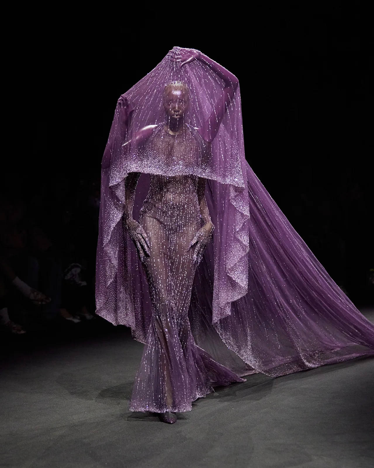 Robert_Wun_Fall-Winter_2025_Couture_23