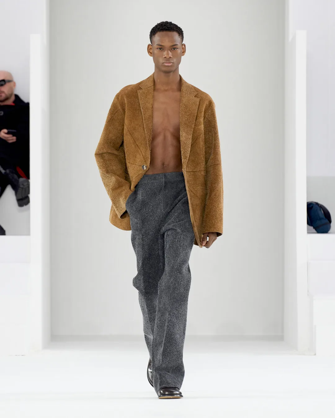 Loewe F W 2023 Metalmagazine 32