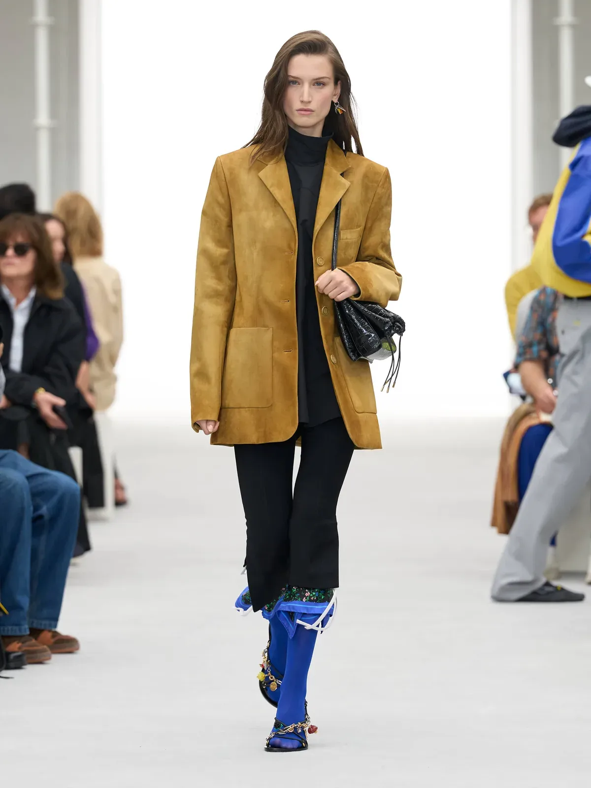 metal-loewe-ss27-23