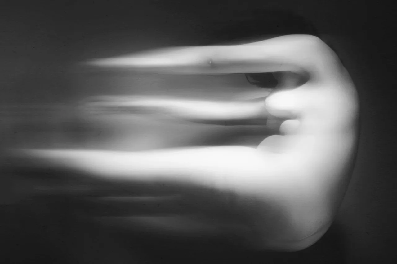 Silvia Grav Metalmagazine 8