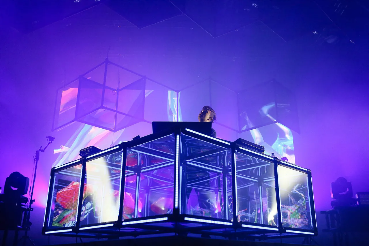 Flume Sonarpub Sonar2016 Leafhopper 001