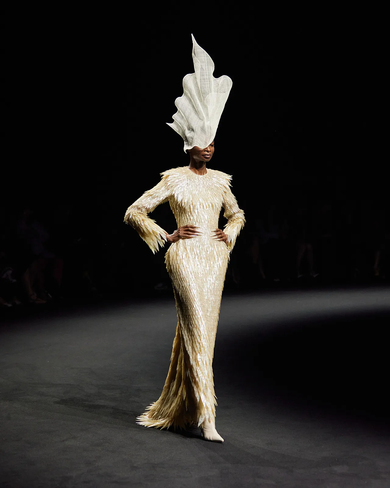 Robert_Wun_Fall-Winter_2025_Couture_13