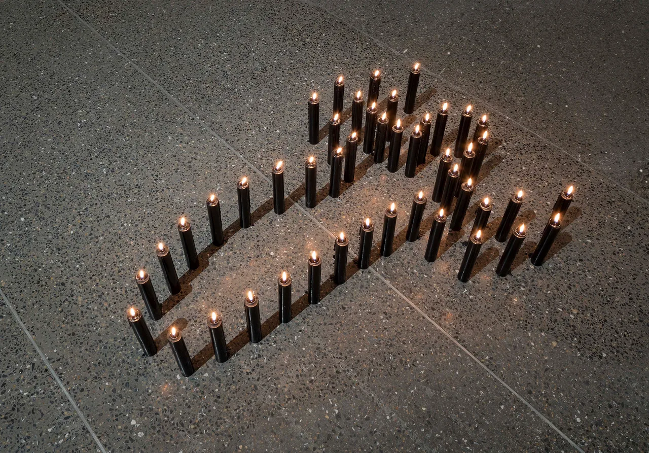 Ana-Mendieta_13