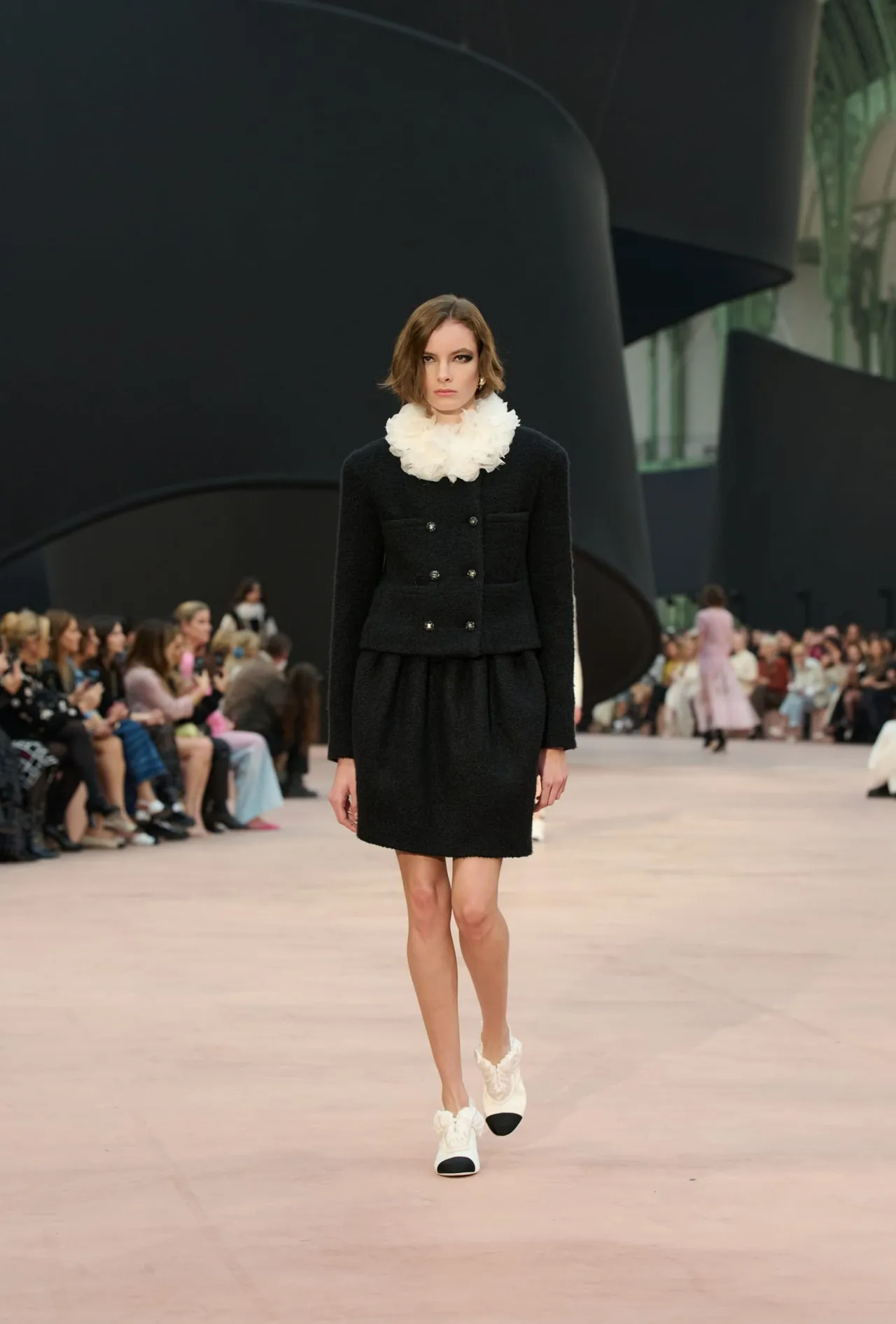 chanel_fw-2025-26-rtw-copyright-chanel-look-11-LD
