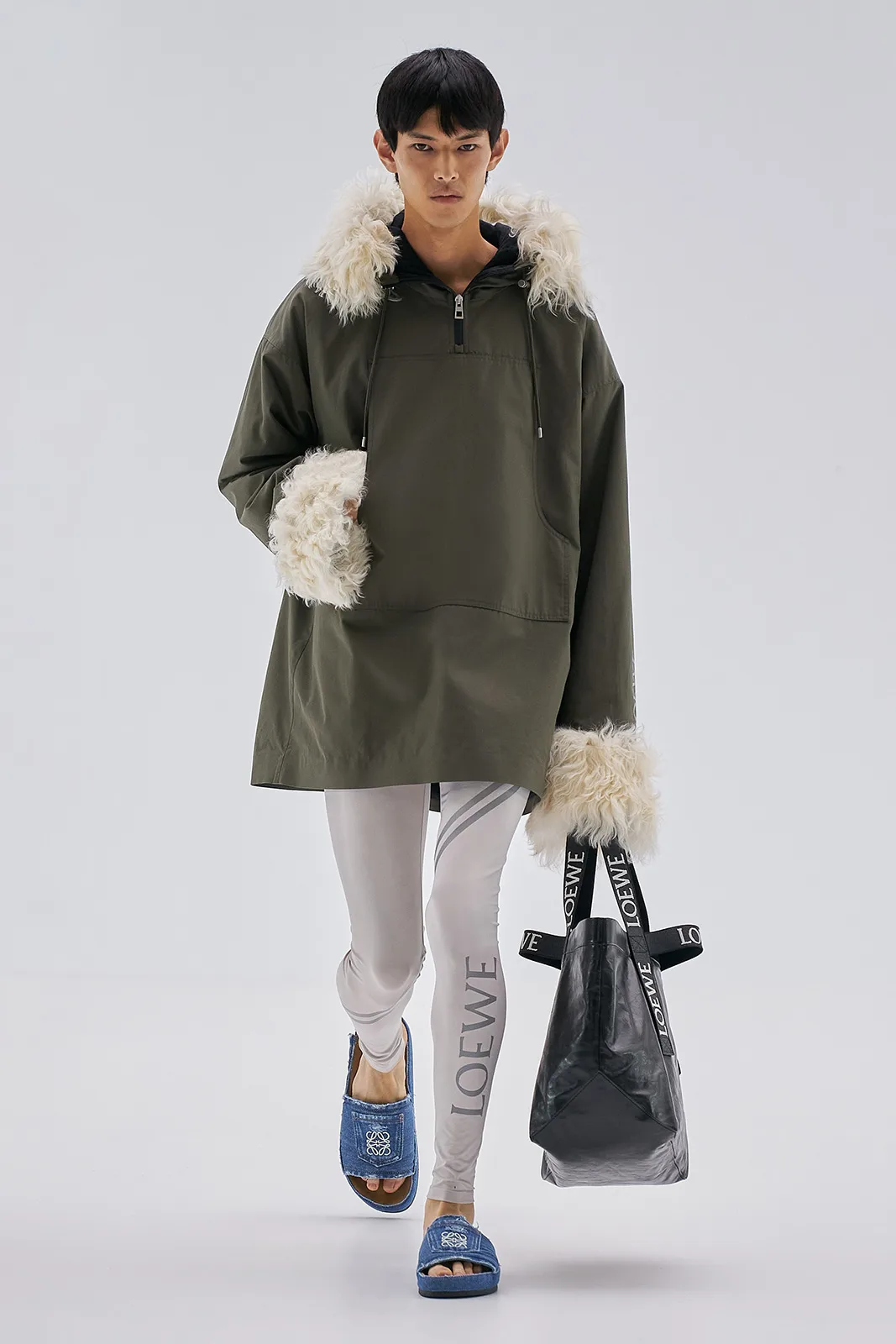 Loewe S S23 Mens Show Runway Look 14 Front Rgb Cropped 2x3 14