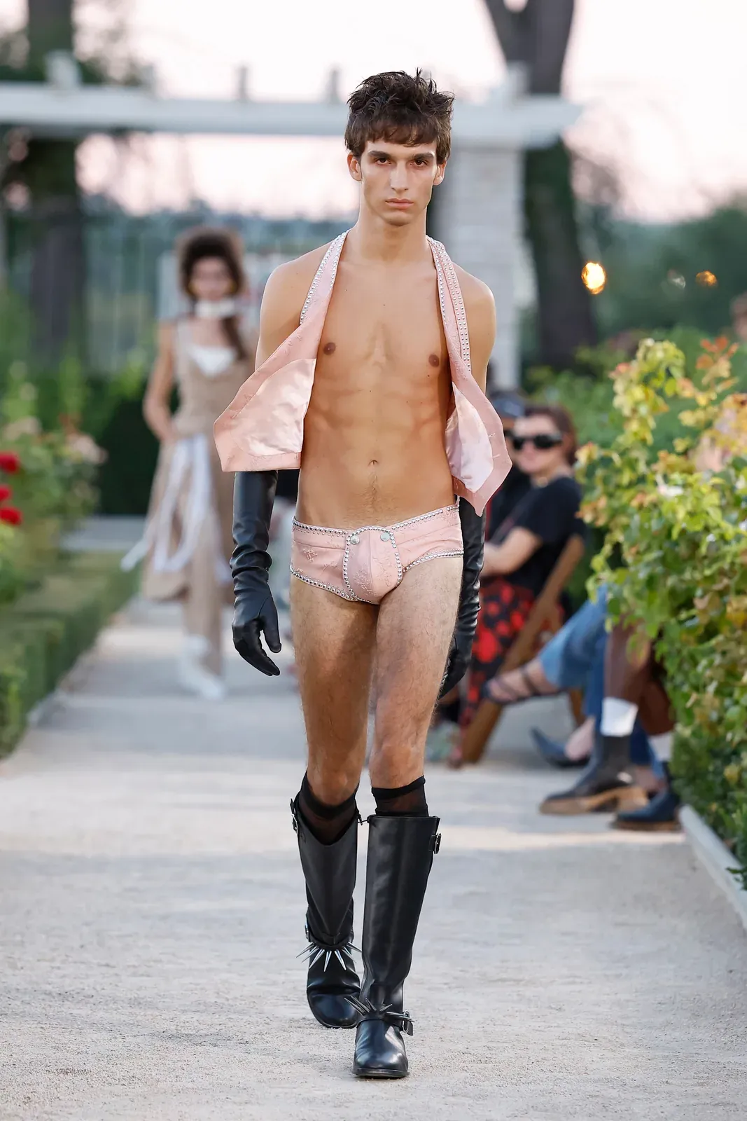 metal-palomo-ss27-13