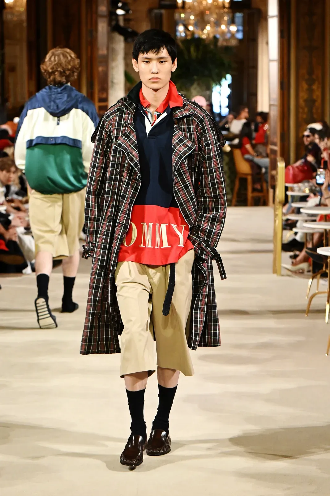 metal-tommy-hilfiger-spring-2027-65.webp