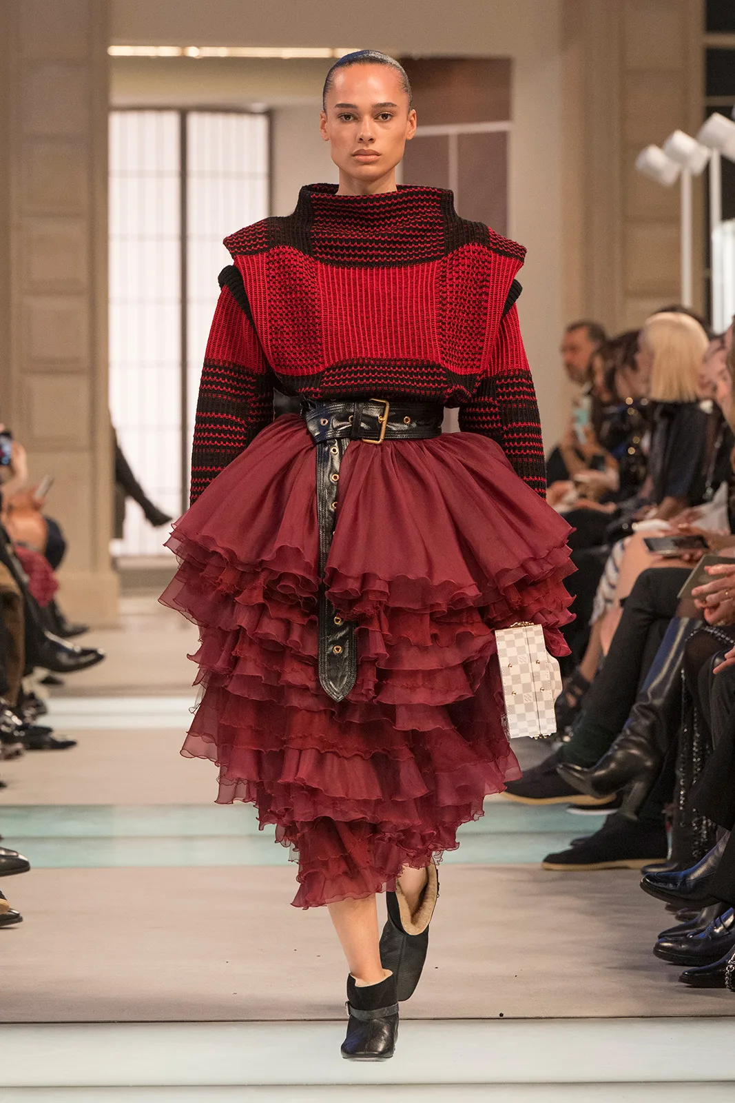 LV_AW25_Look_11