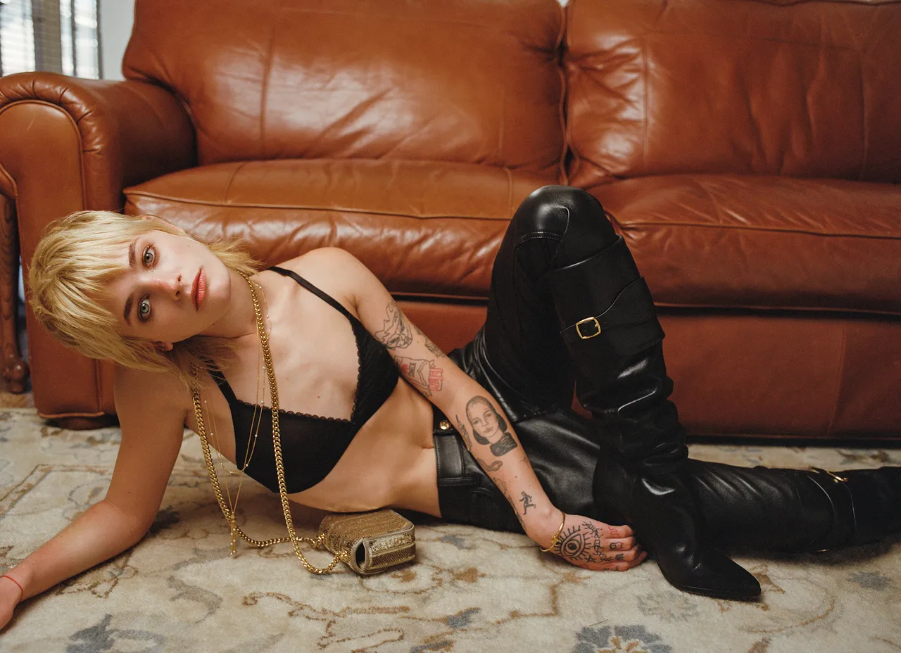 Esther-Rose McGregor_10