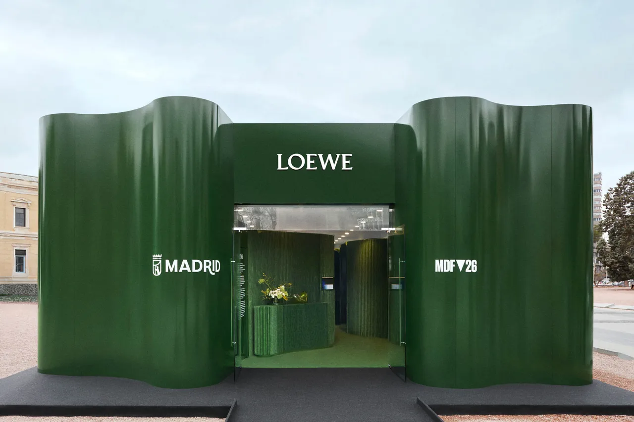 LOEWE_PERFUMES_COLON_MOLO_01