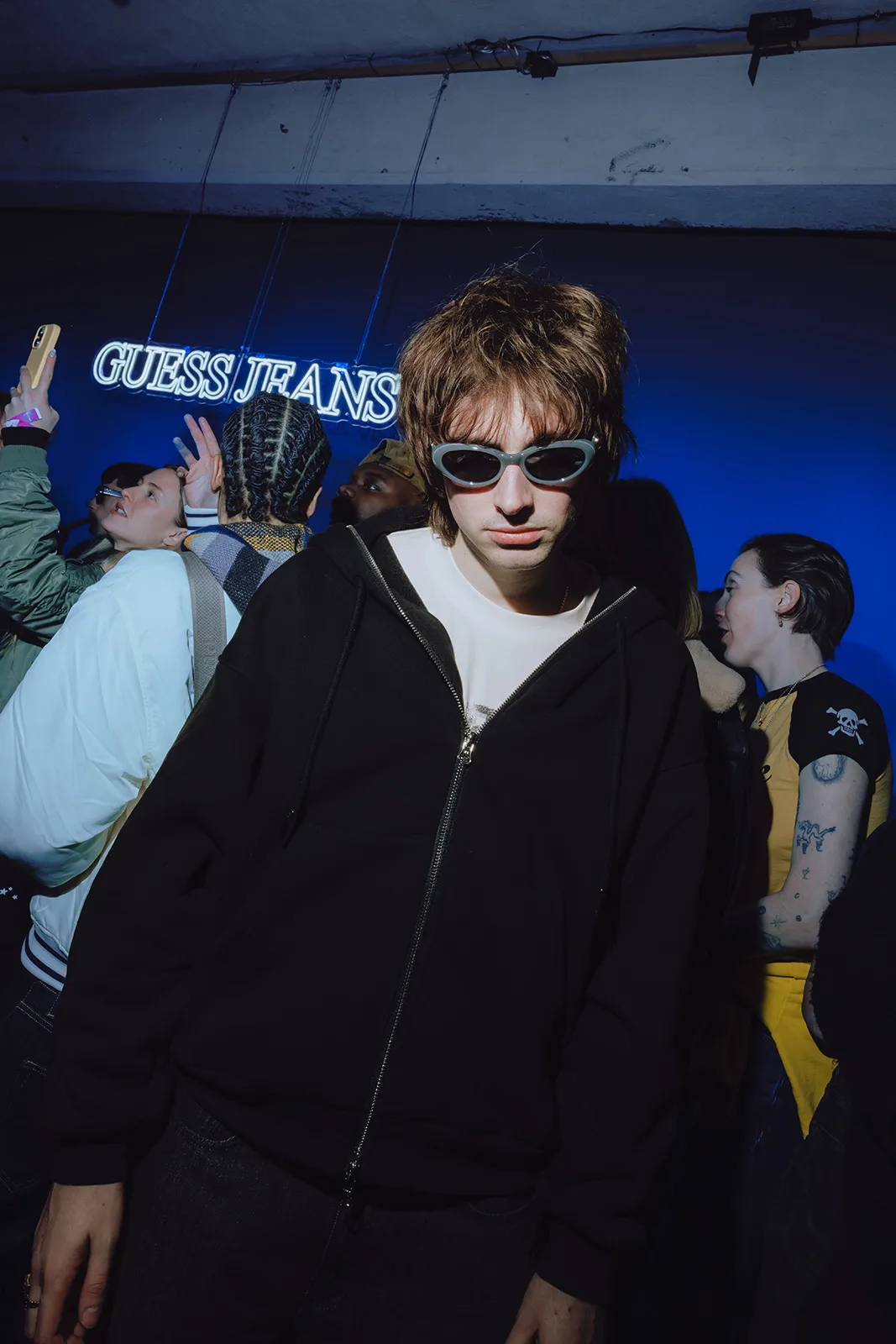 Guess-METAL-4.jpg