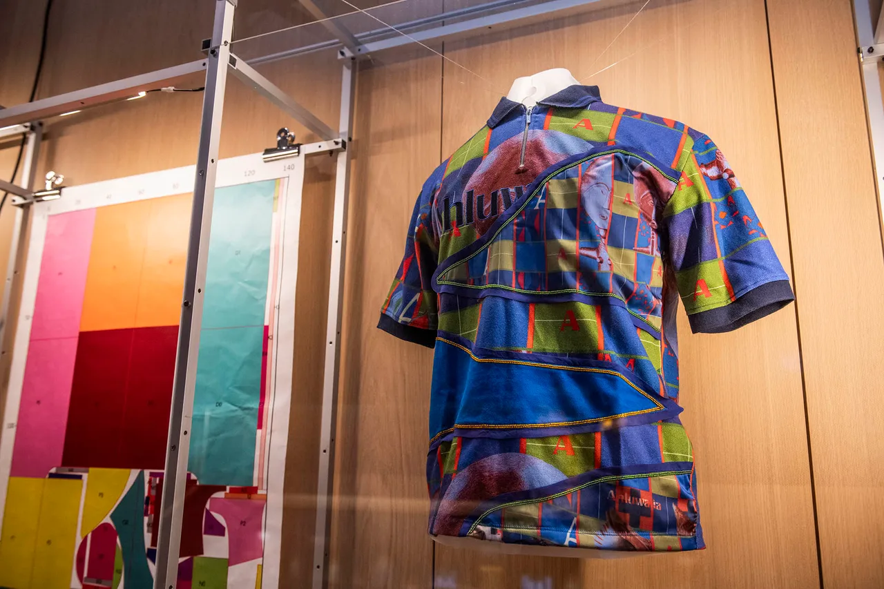 TomorrowsWardrobe_DesignMuseum_AaronParsons1_highres_17