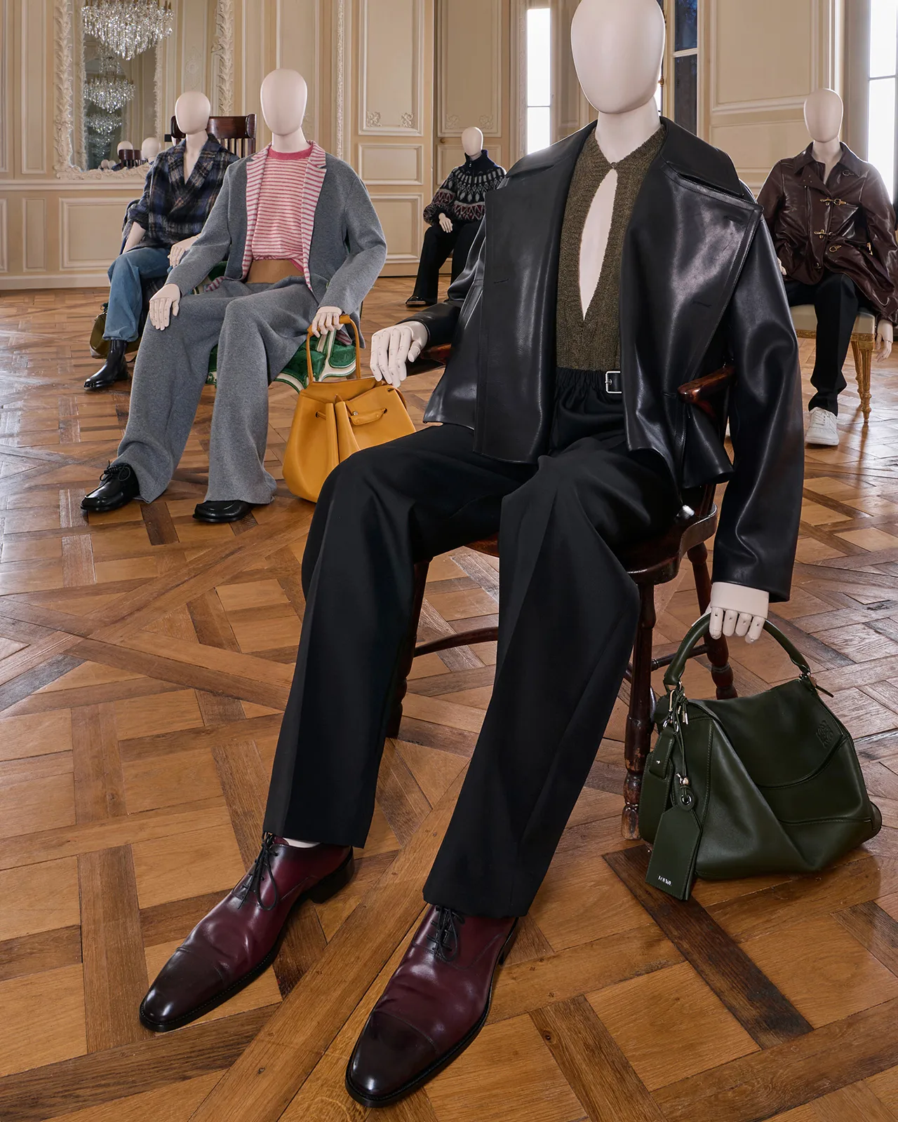 LOEWE_FW25_PRESENTATION_2