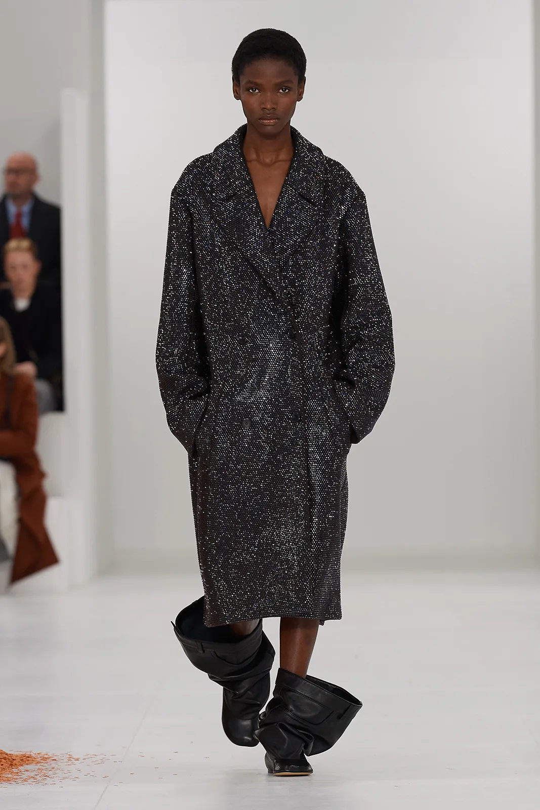 Loewe F W23 Ww Show Runway Look 21