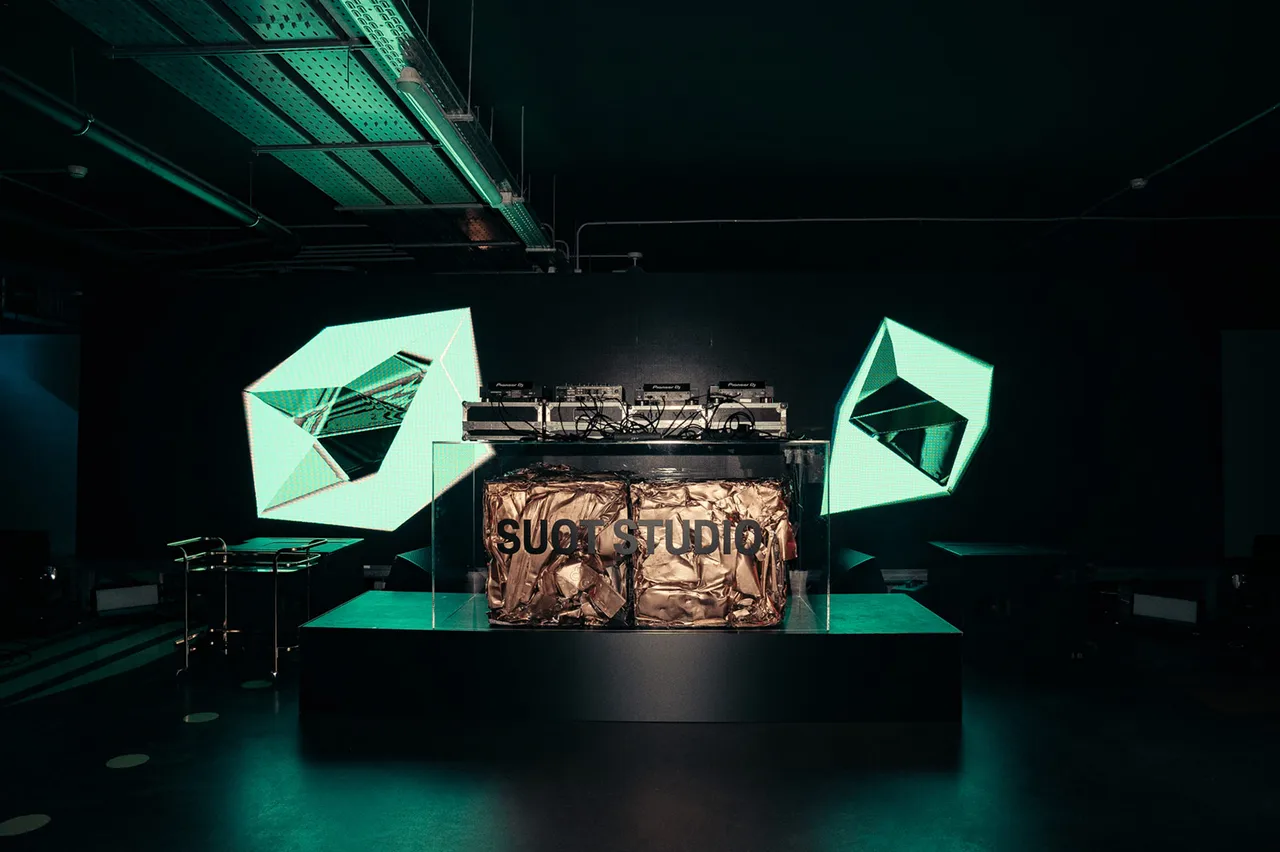 Suot Studio Metalmagazine 54