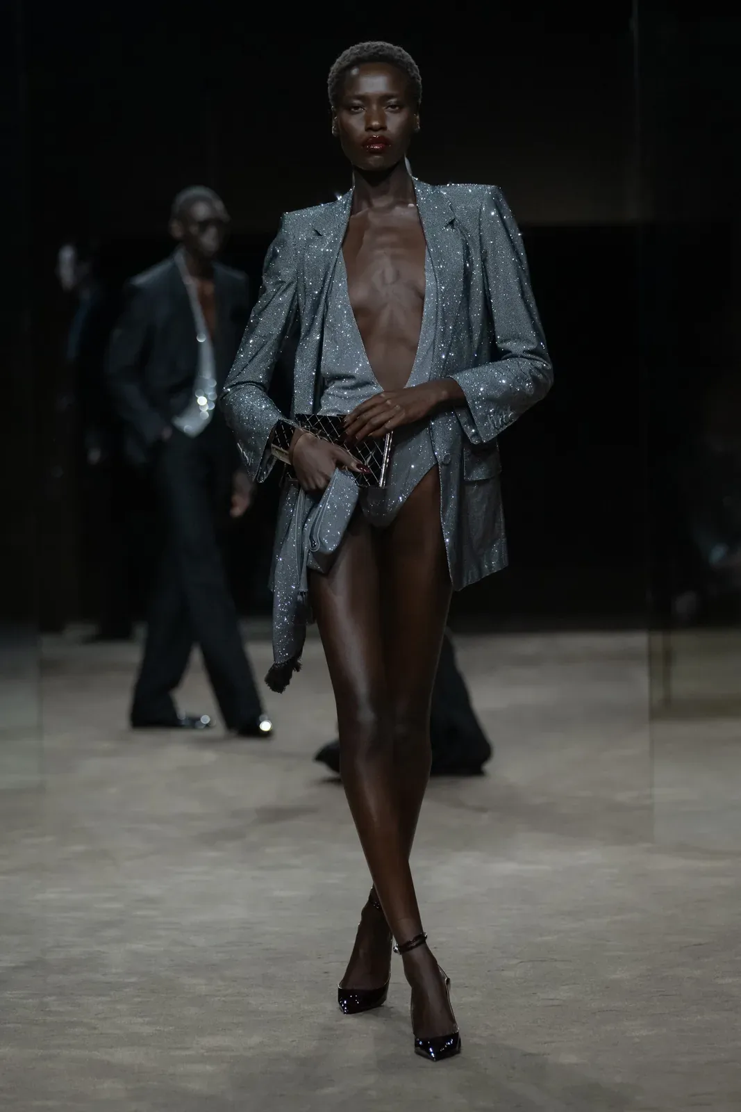 metal-tom-ford-ss27-34