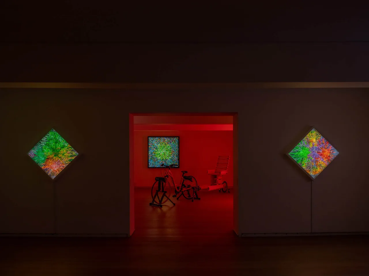 Ivan_Navarro-Light-Years_3