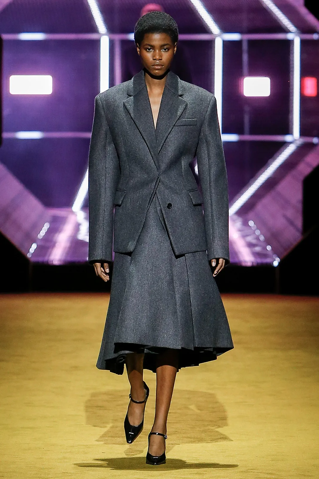 11 Prada Donna F W22