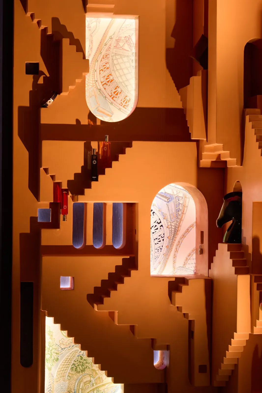 metal-hermes-escaparate-barcelona-03