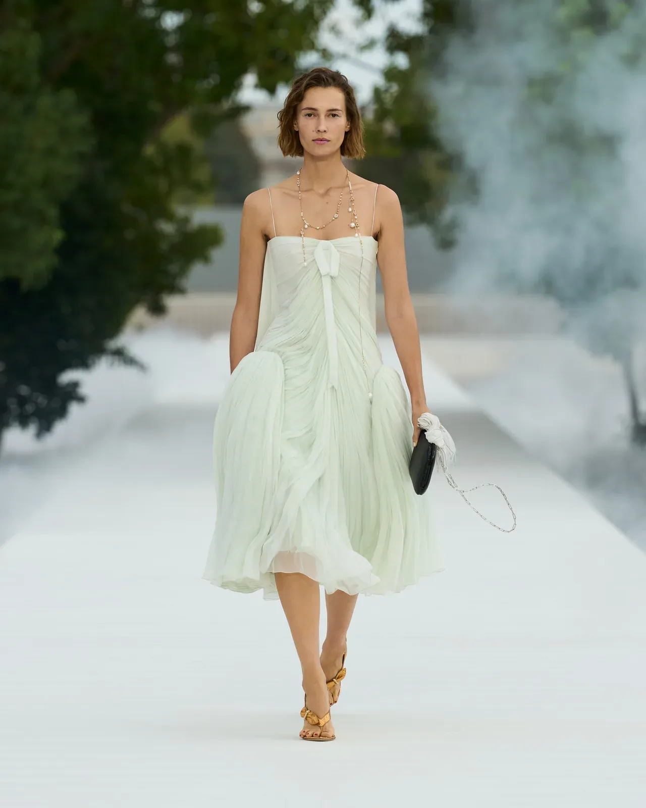 metal-dior-ss27-28.webp