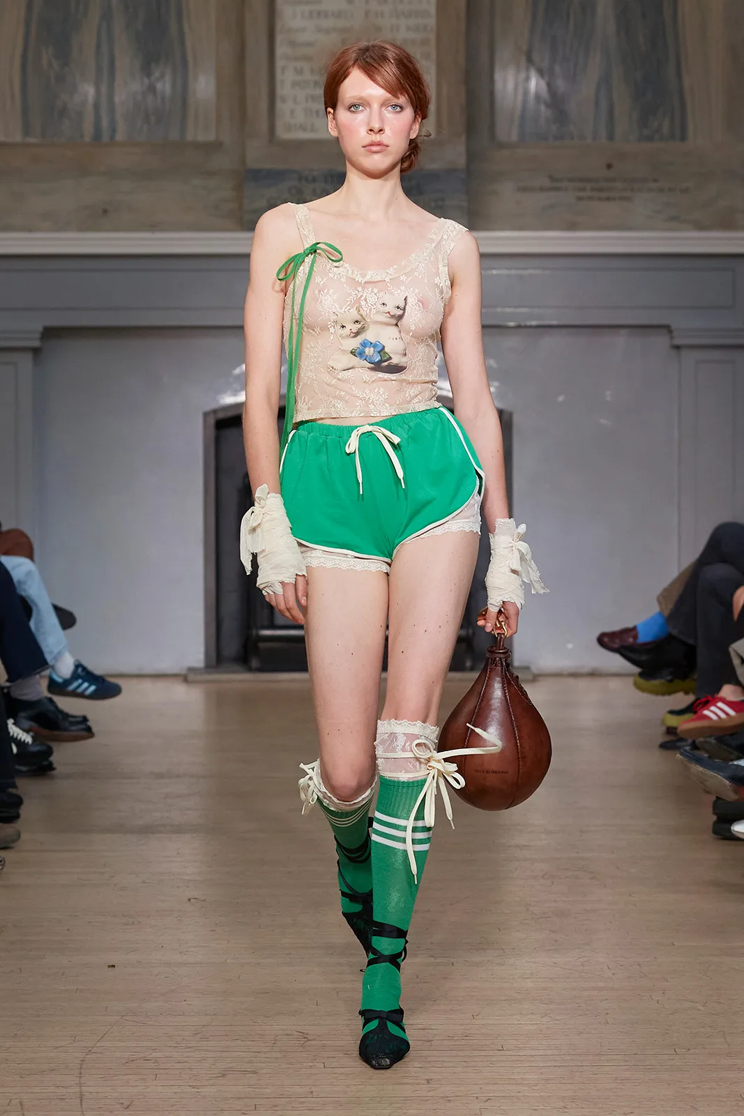 Yuhan-Wang_show_looks_025
