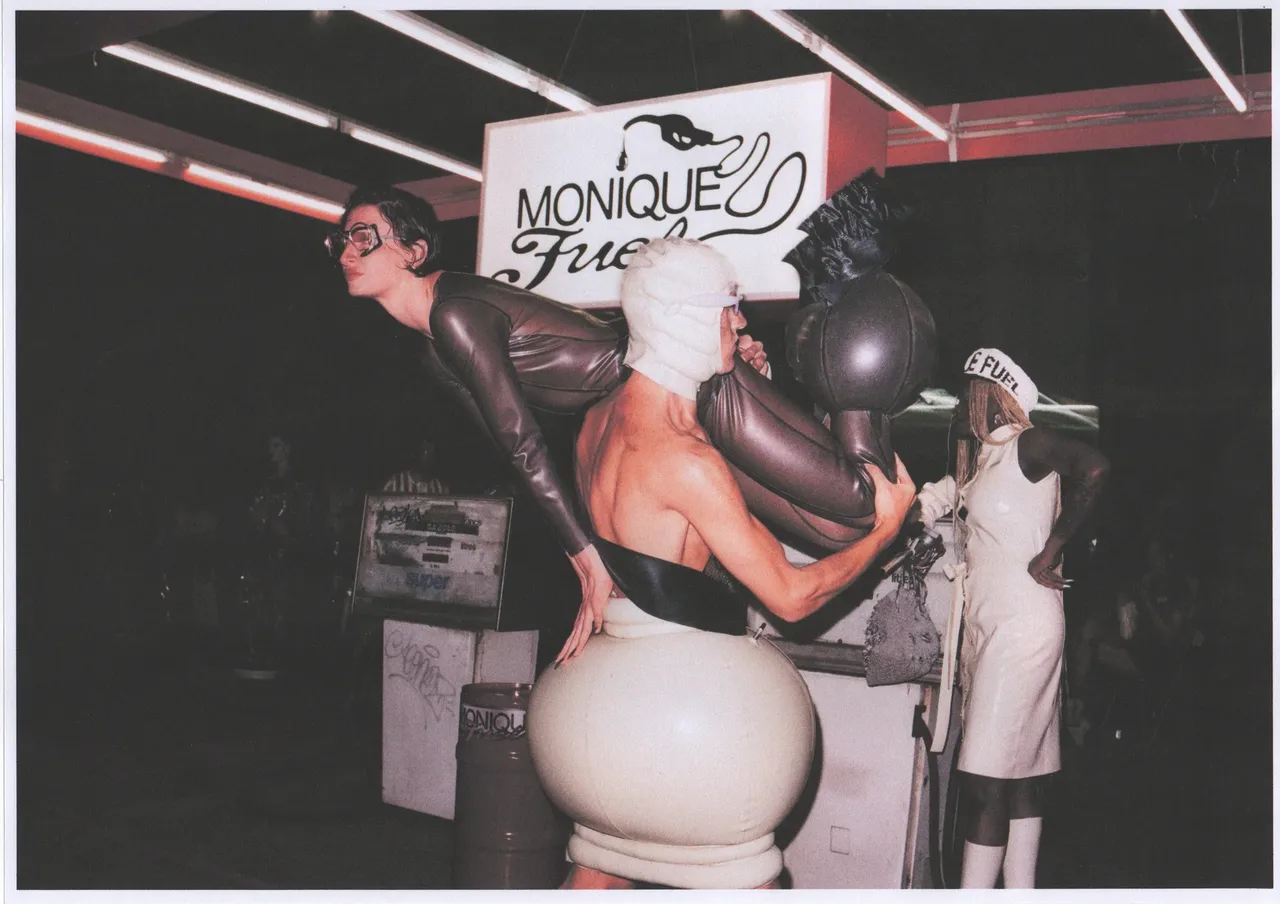 metal-monique-fei-21