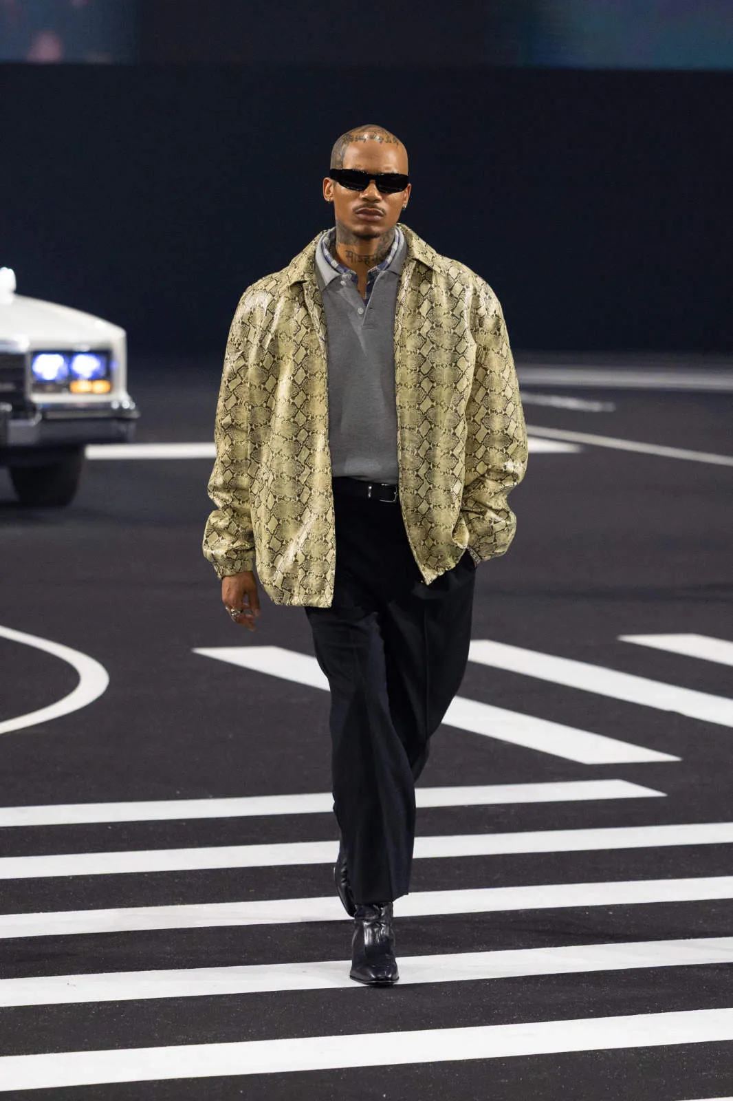 WillyChavarria_fw26_runway_Press_look010