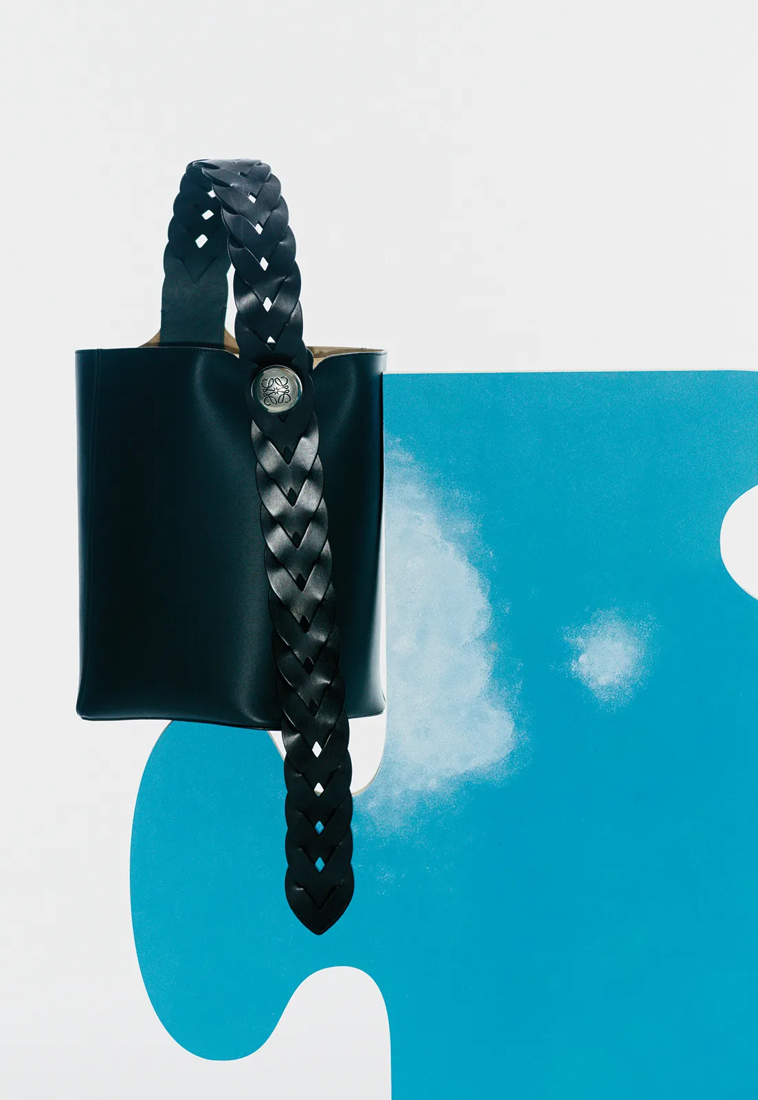 METAL-52-Loewe-editorial-13