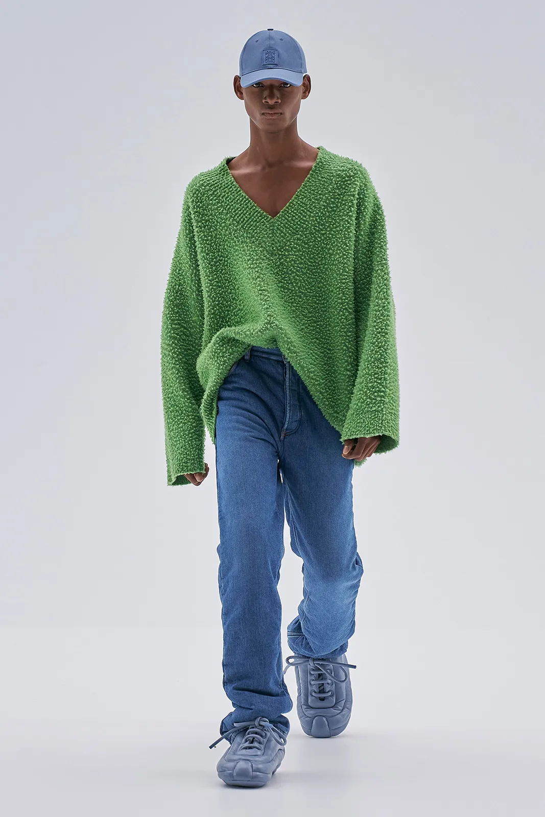 Loewe S S23 Mens Show Runway Look 12 Front Rgb Cropped 2x3 12