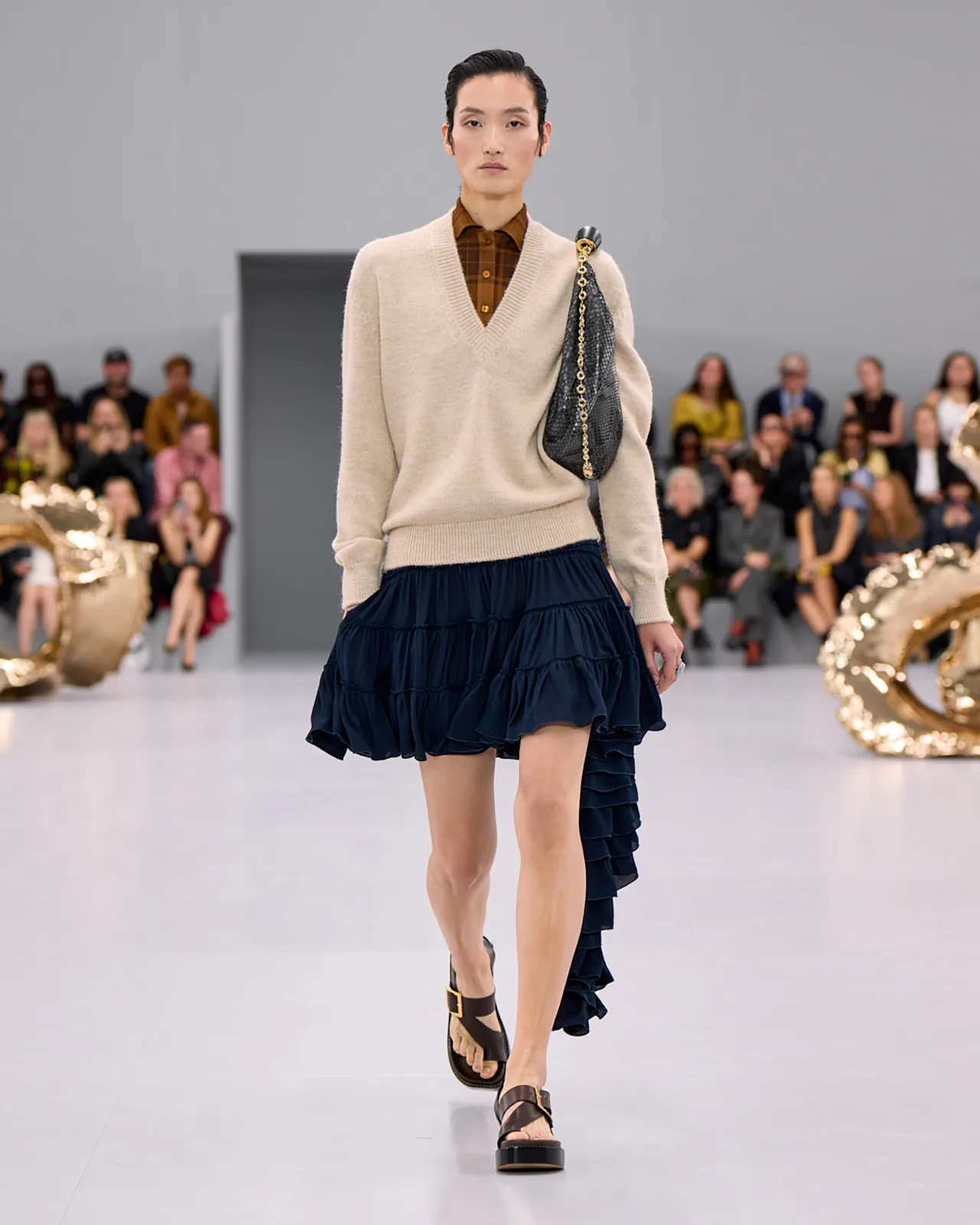 Loewe S S24 21