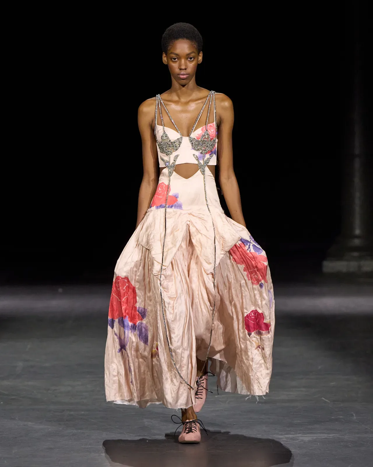 metal-london-fashion-week-ss27-erdem-08