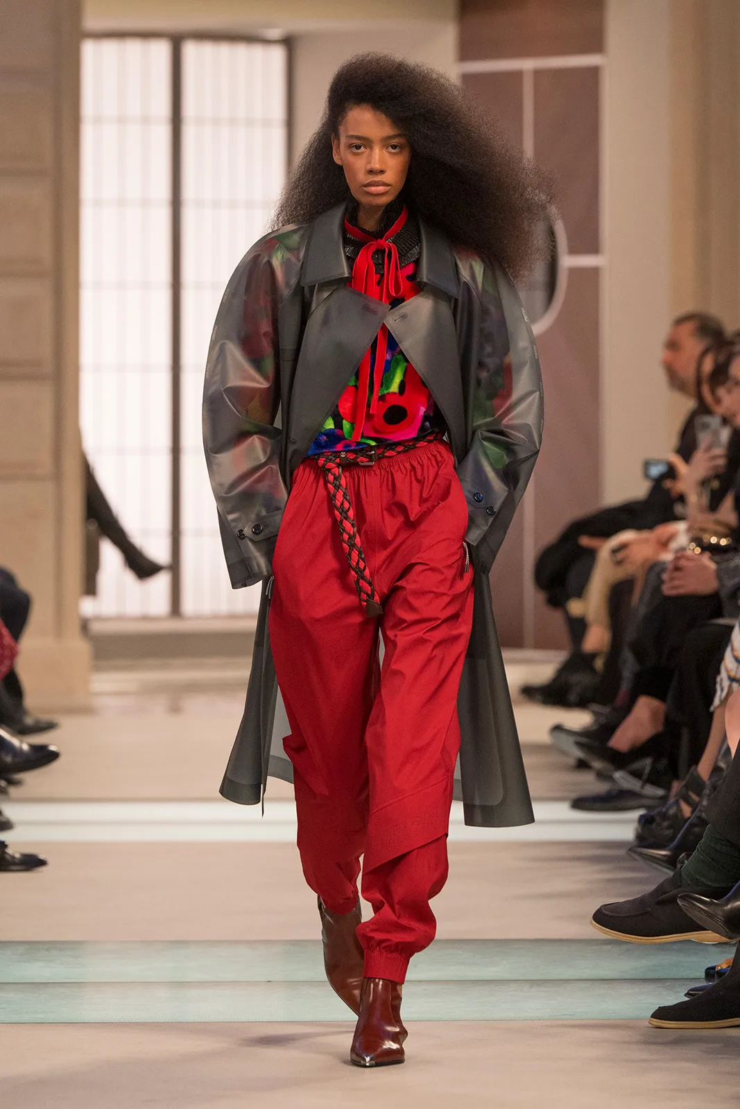 LV_AW25_Look_01