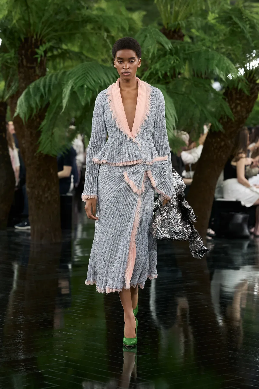 metal-dior-haute-couture-f-w-2026-08
