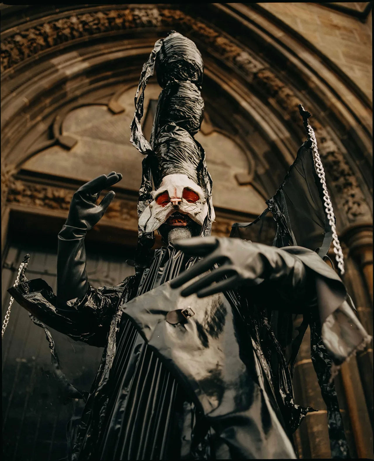 Shrek 666 Metalmagazine 16