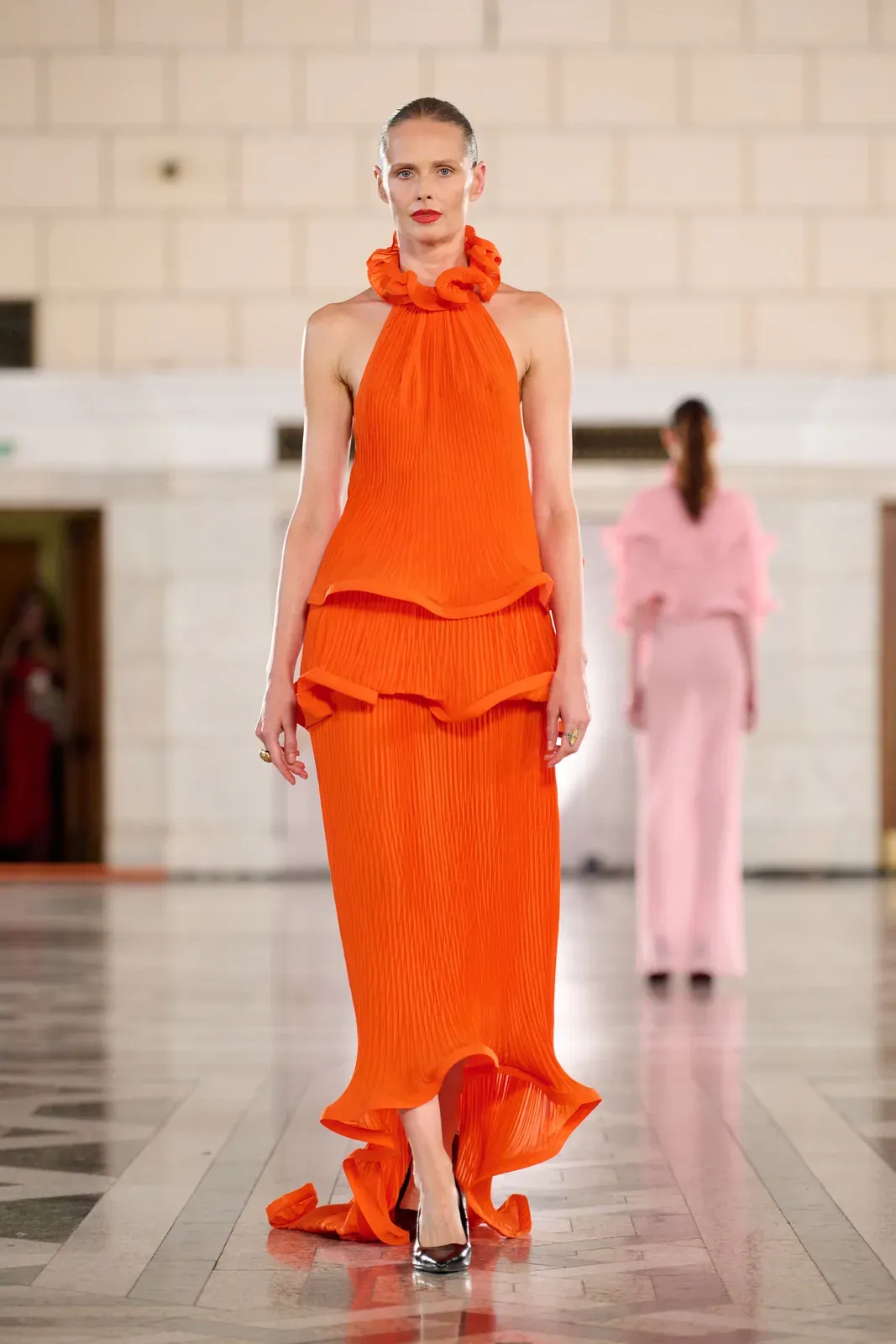 metal-ukrainian-fashion-week-ss27-11.webp