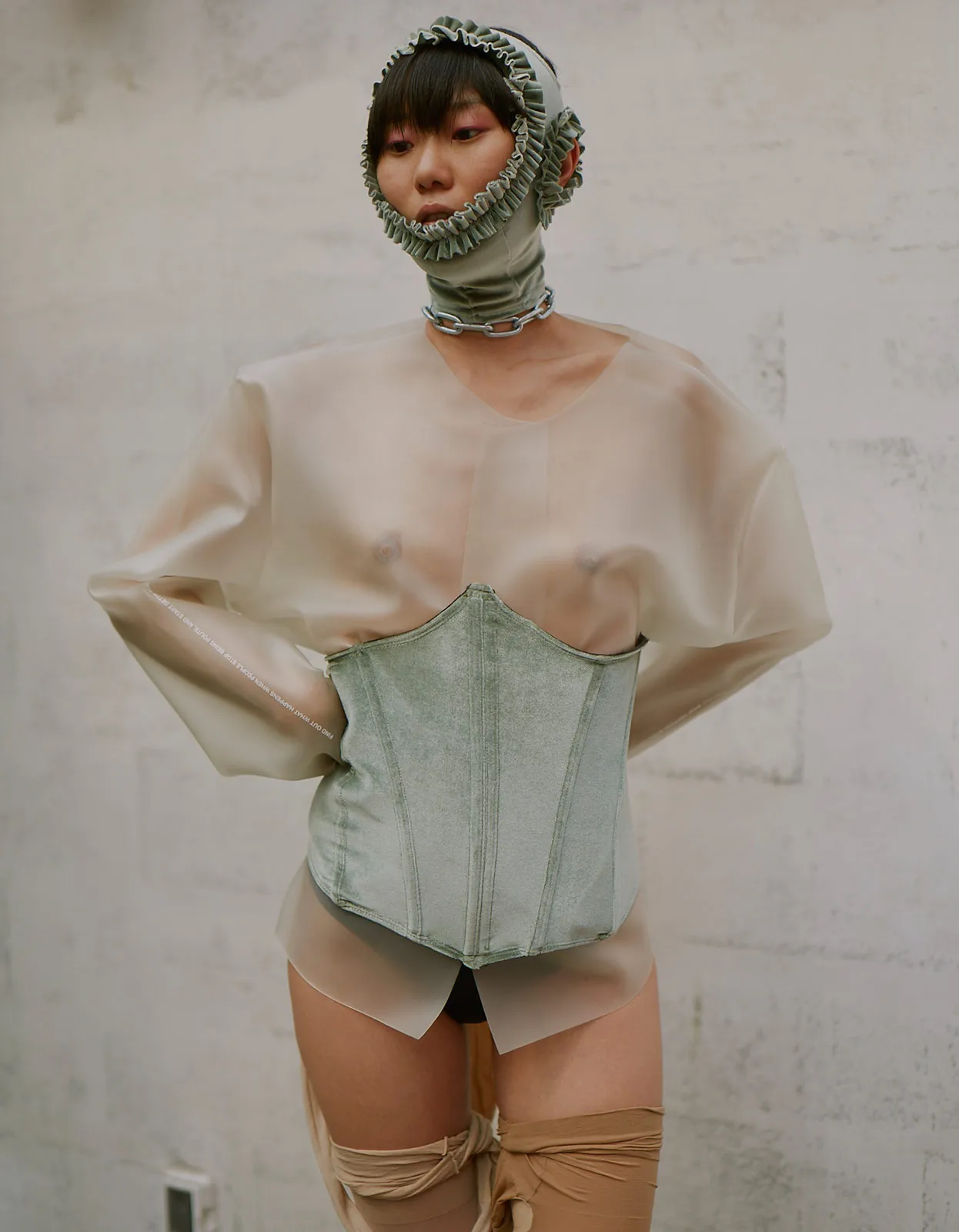 Paola Vivas Metalmagazine 9