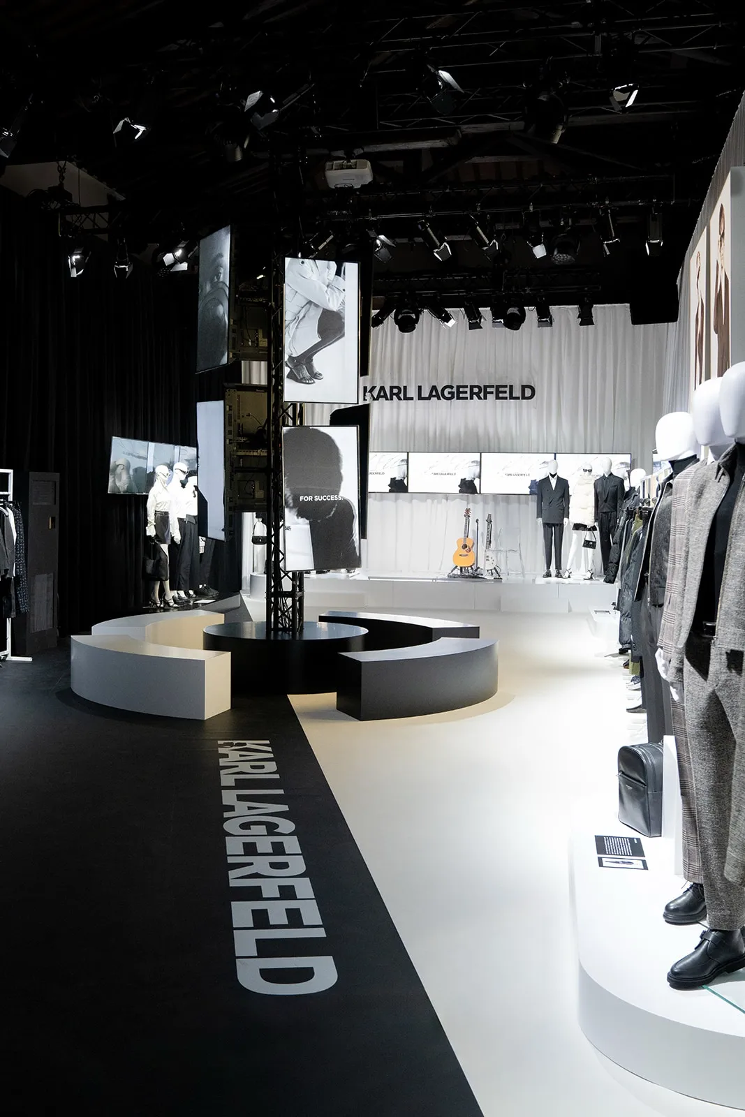 Karl-Lagerfeld-METAL-2 2.jpg