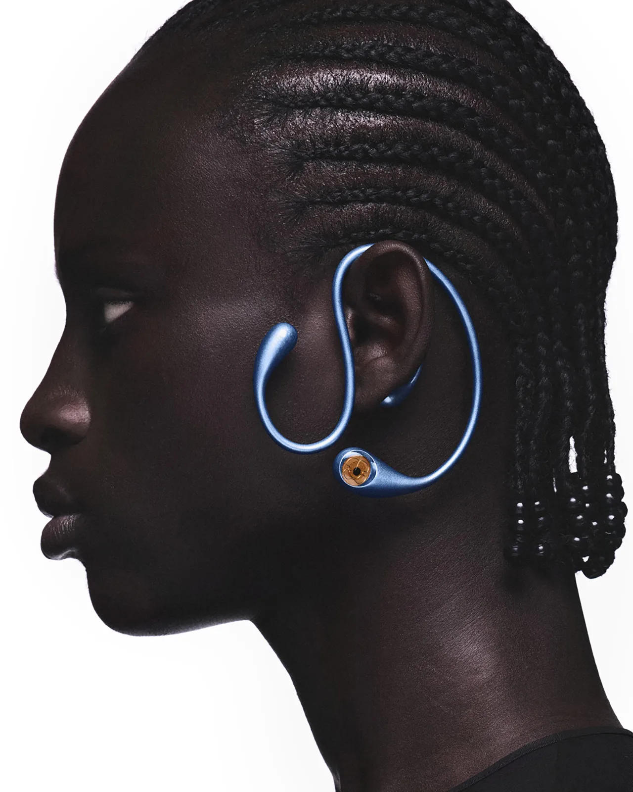 ALTER-EARCUFF-IN-BLUE-01_NOGRAPHIC
