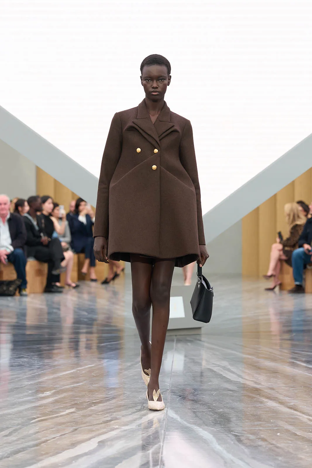 DIOR_W_RTW_SS26_4
