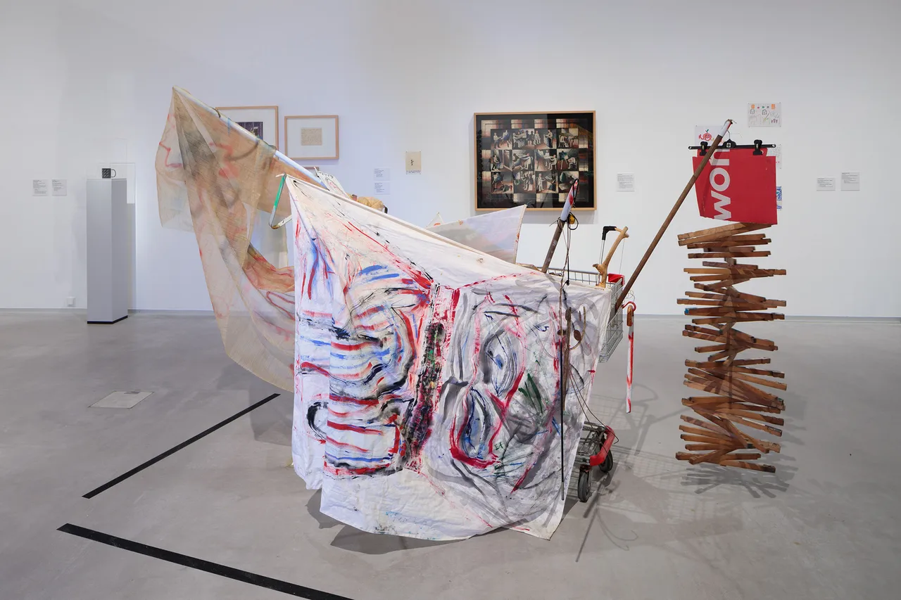 Ausstellungsansicht Klassenfragen Foto Benjamin Renter 2