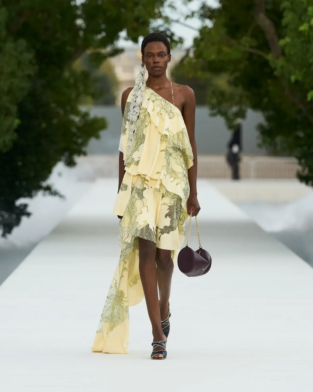 metal-dior-ss27-30.webp