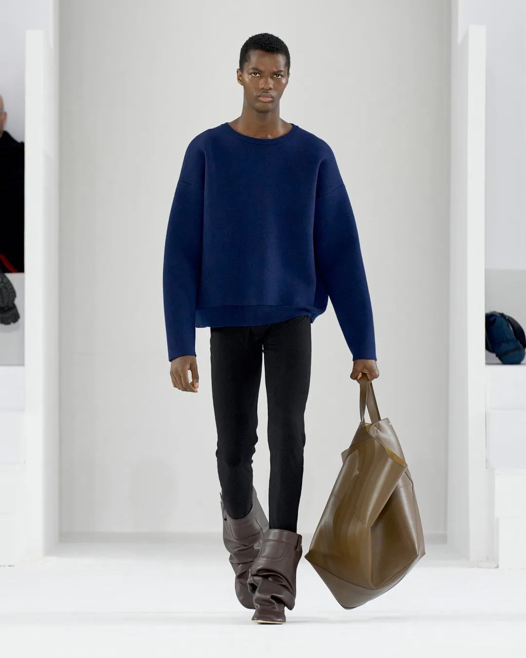 Loewe F W 2023 Metalmagazine 48