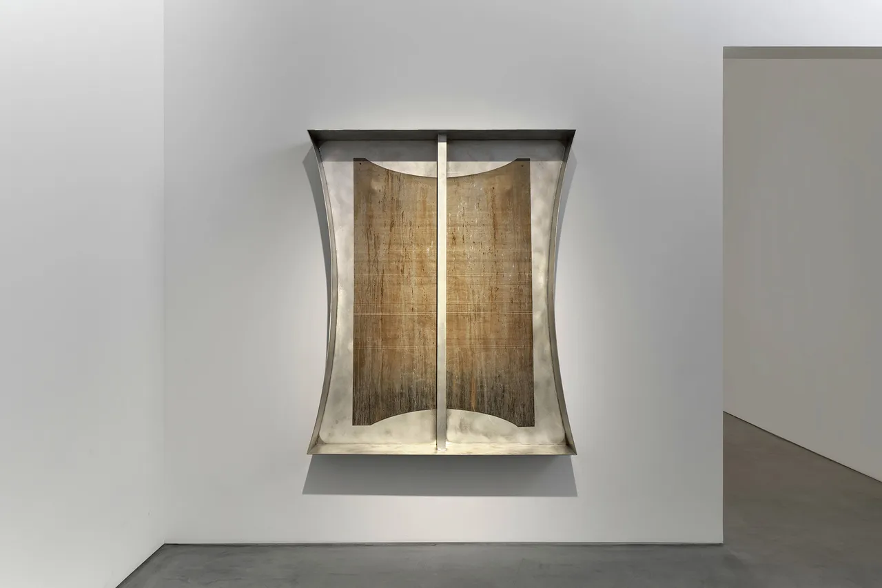 Sylvester_T1000_InstallationView17_CourtesyoftheartistandRobertsProjects,Los-Angeles,-California;Photo-PaulSalveson