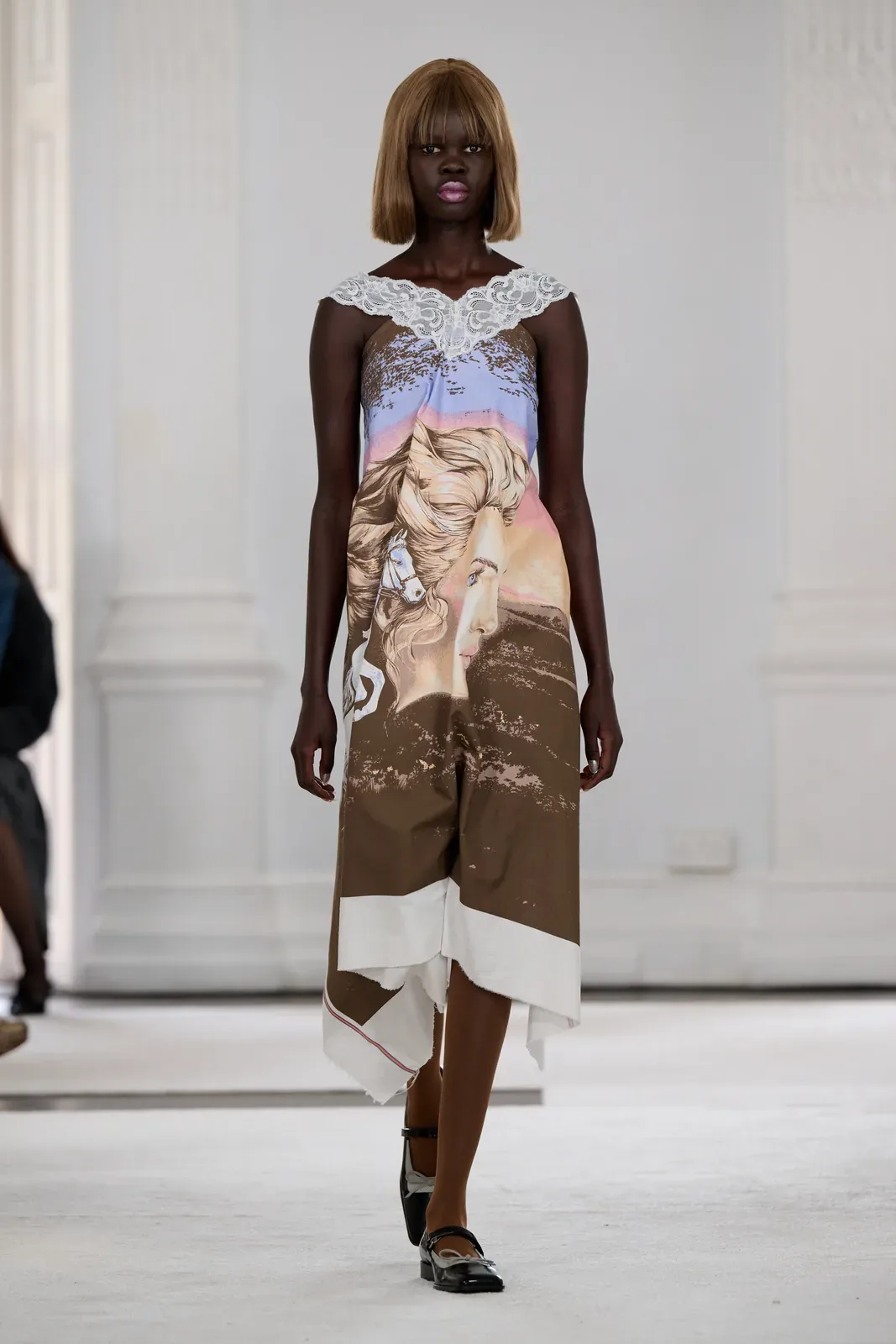 metal-london-fashion-week-ss27-ashley-williams-03