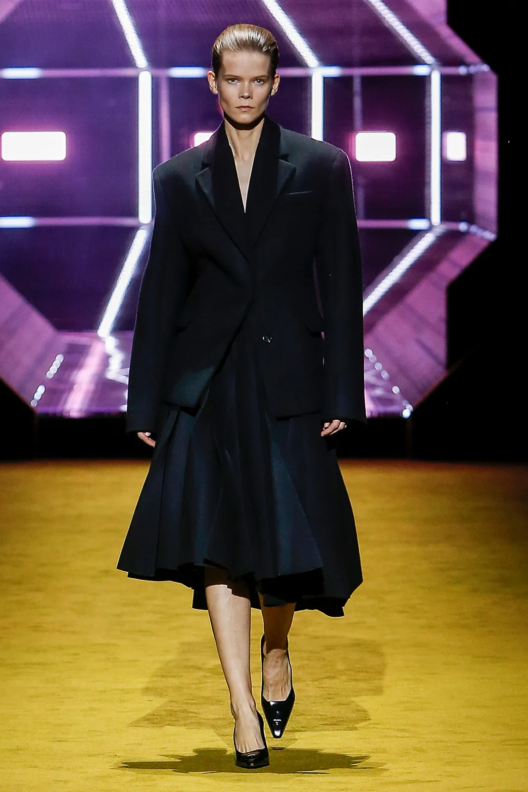 12 Prada Donna F W22