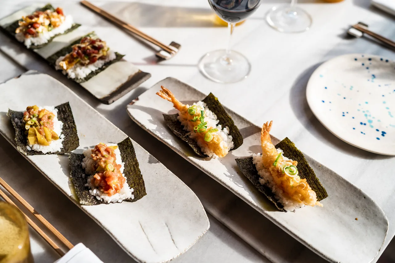 027   Ebi Tempura No Temaki   03